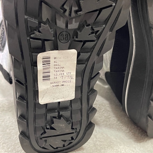 Women's Pajar Silver Snow Boots Women's Size 7 Size 7.5 Platform - Picture 13 of 14